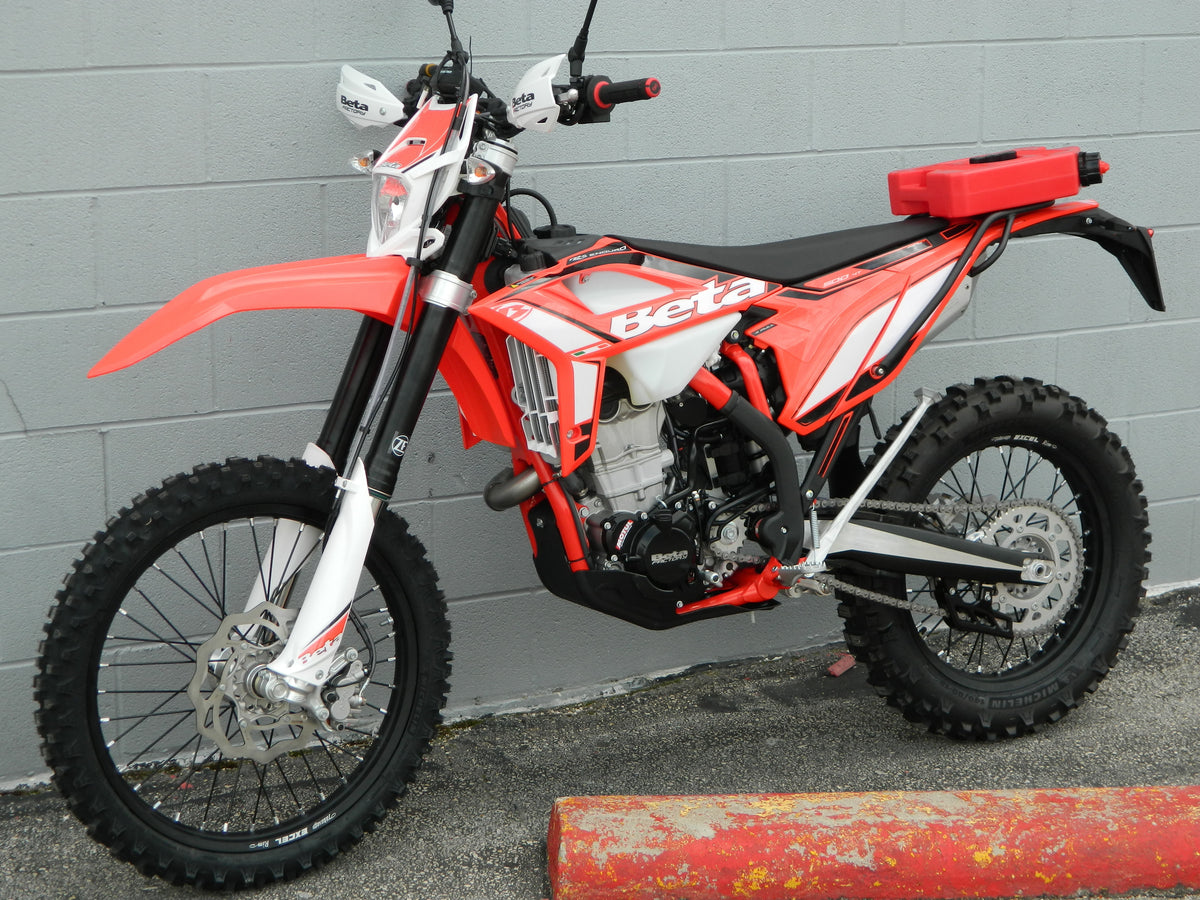 Nomadic BETA 2020+ REAR RACK KIT 2023+ X-TRAINER
