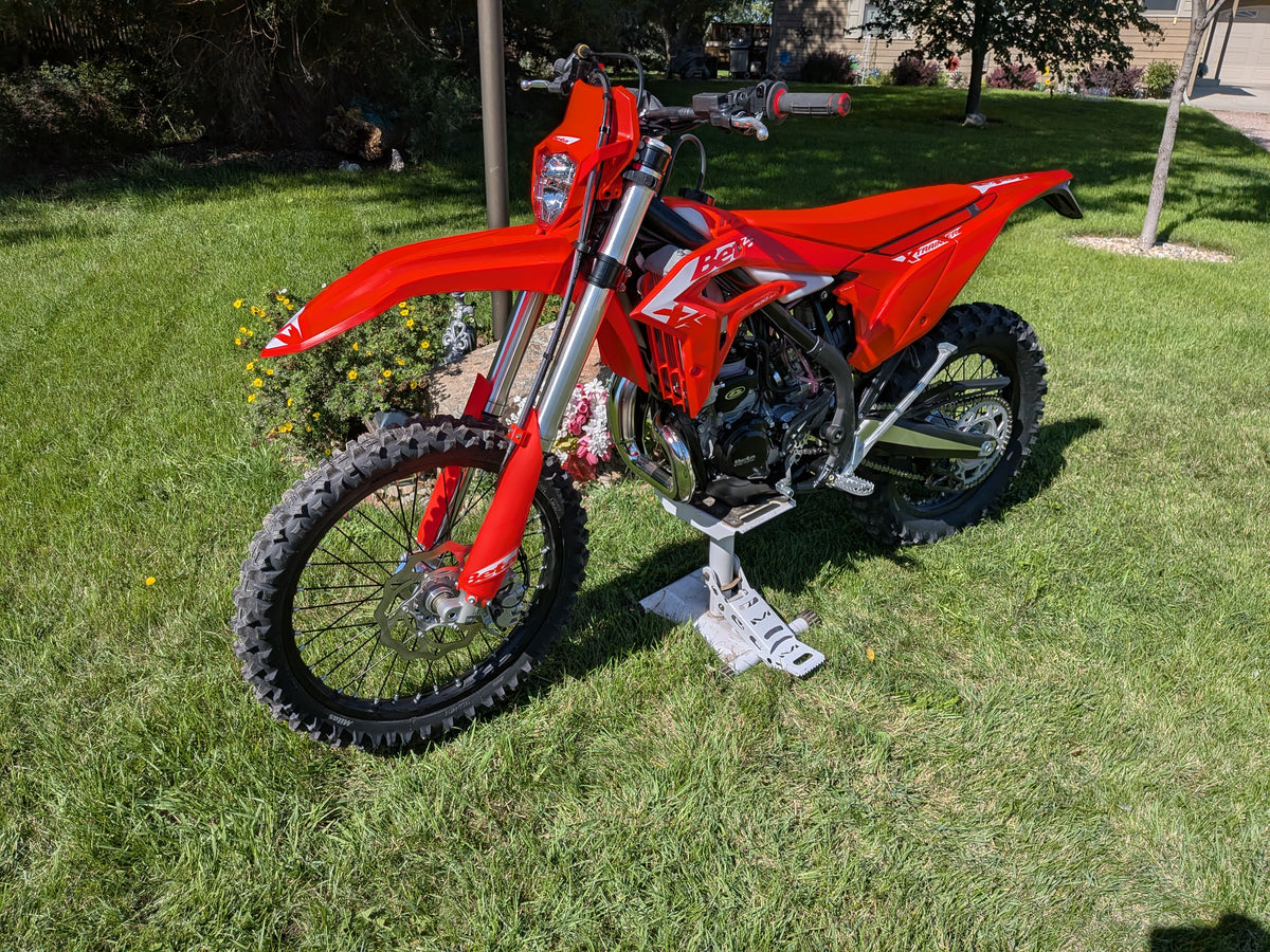 2027 Beta 300 X-Trainer
