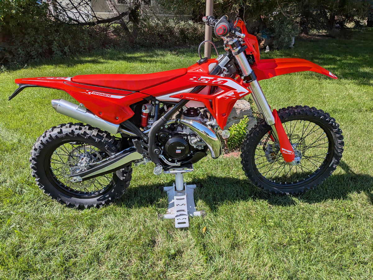 2027 Beta 300 X-Trainer