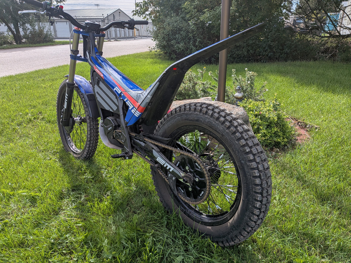 2023 EM EPure Race